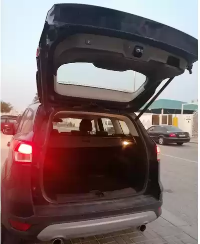 استفاده شده Ford Escape برای فروش که در دوحه #5439 - 1  image 